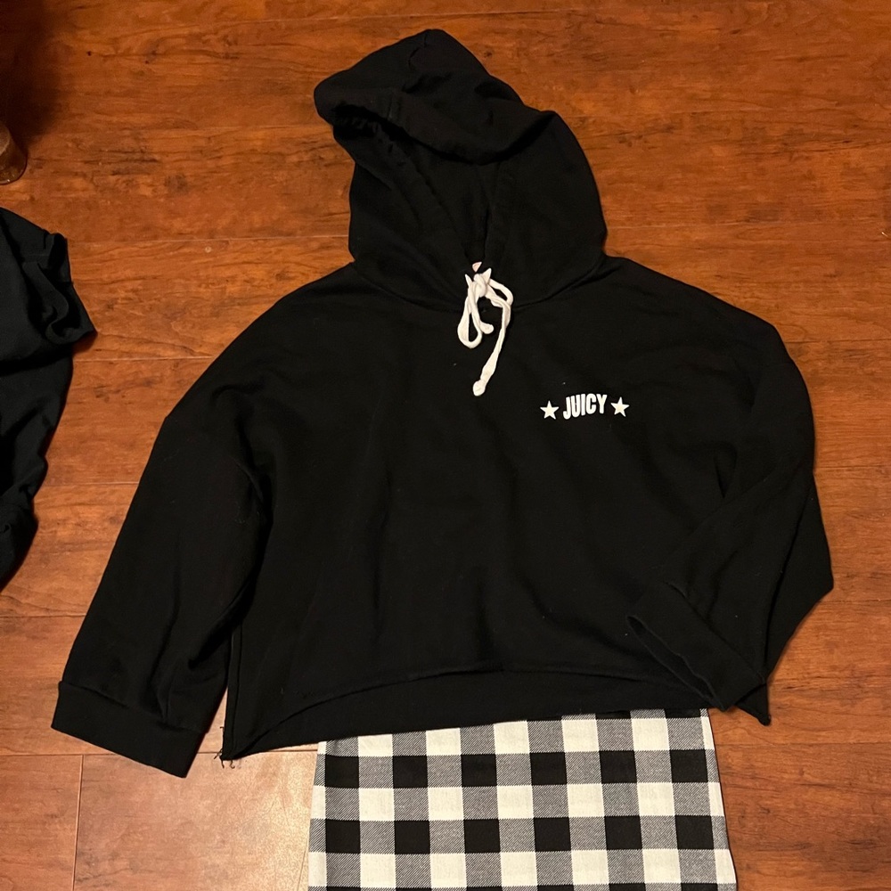 Girls size 10 black Juicy crop hoodie